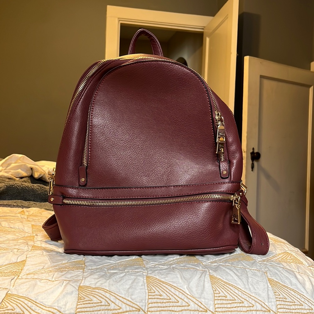 Bass leather backpack